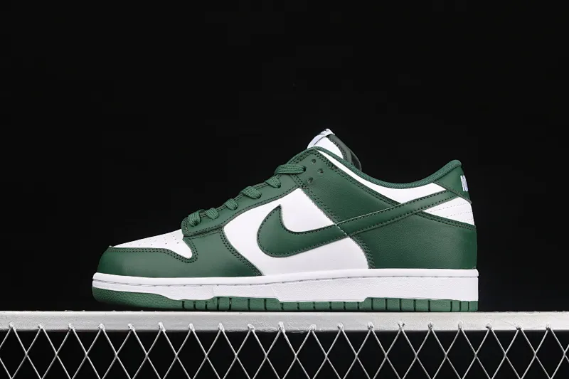 All Categories Nk SB Dunk Series Nk SB Dunk Low Low-top Shoes Special Price Nk SB Dunk Low "Team Green" Michigan White Green Dunk Series Low-top Casual Sports Skateboard Shoes DD1391-101